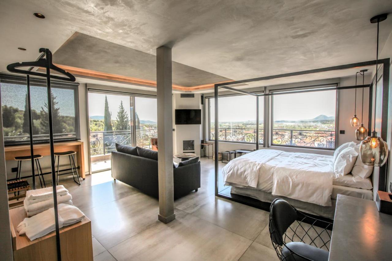 קאלאבאקה Meteora Heaven And Earth Premium Suites - Adults Friendly מראה חיצוני תמונה