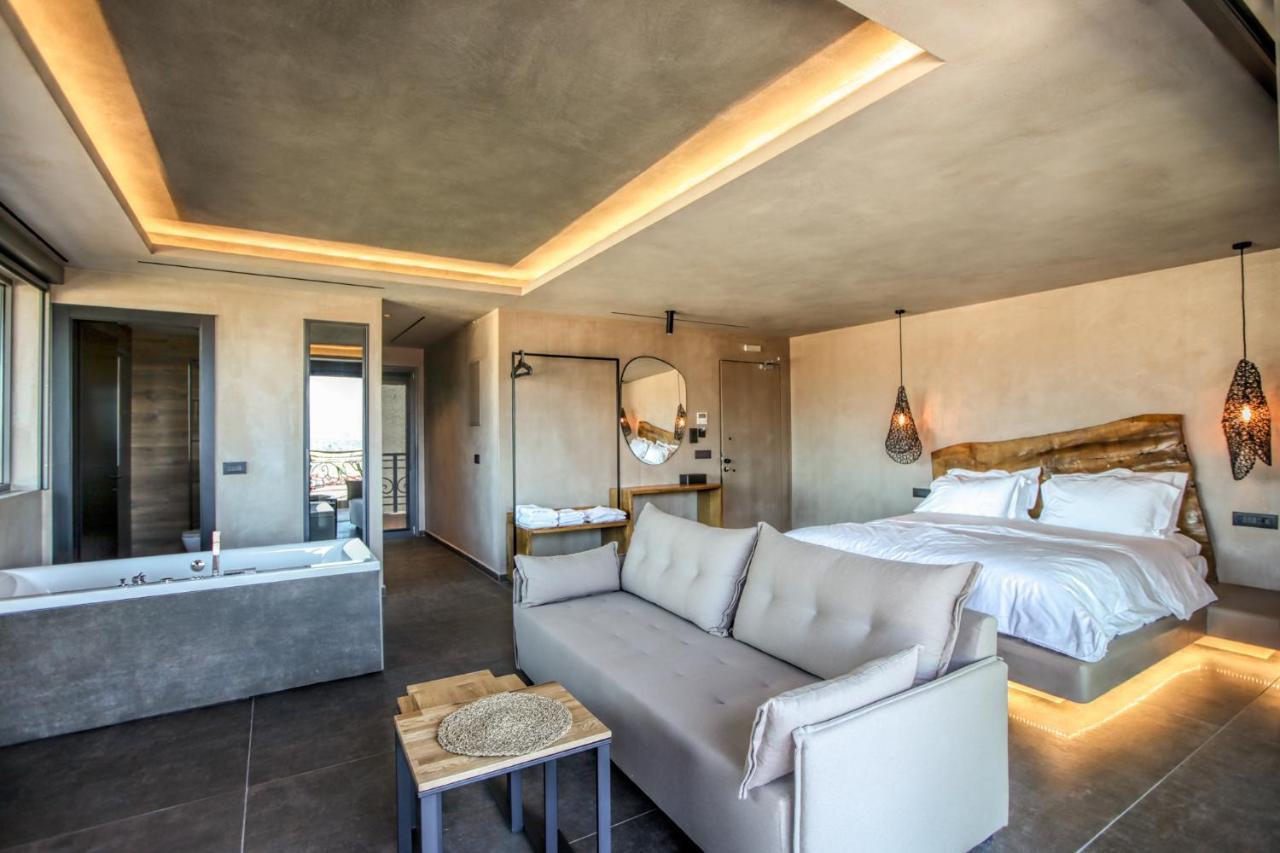 קאלאבאקה Meteora Heaven And Earth Premium Suites - Adults Friendly מראה חיצוני תמונה